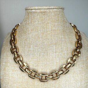 Avon J Gold Tone Chain Link Necklace 16-18 Inches Vintage Jewelry Classic Chic A